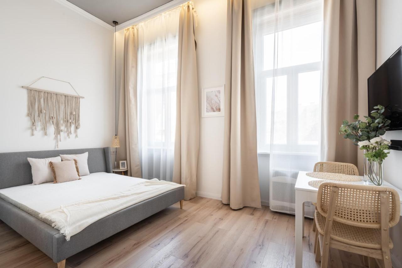 A62 - Akacfa Street Central Residence - Best Location By Bqa 부다페스트 외부 사진