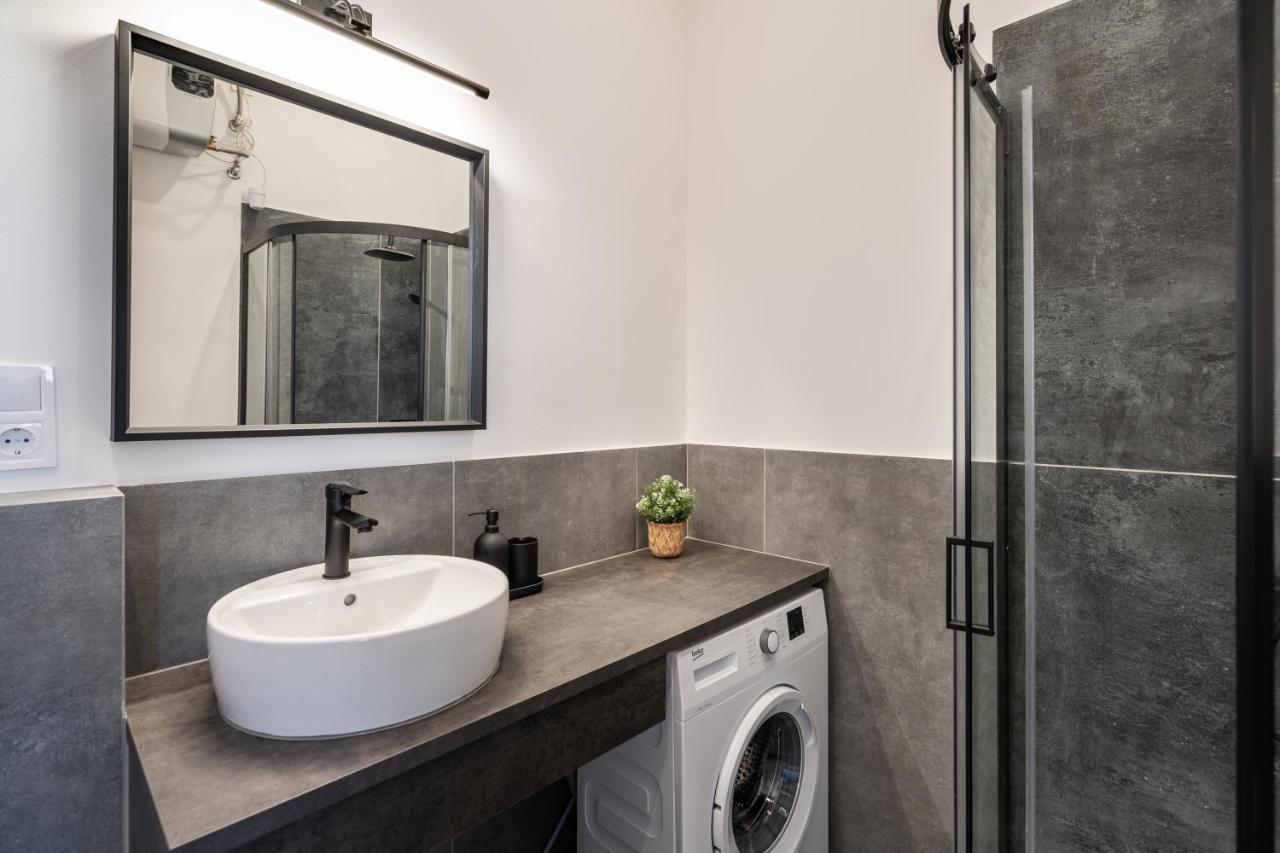 A62 - Akacfa Street Central Residence - Best Location By Bqa 부다페스트 외부 사진