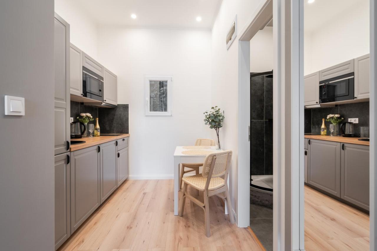 A62 - Akacfa Street Central Residence - Best Location By Bqa 부다페스트 외부 사진