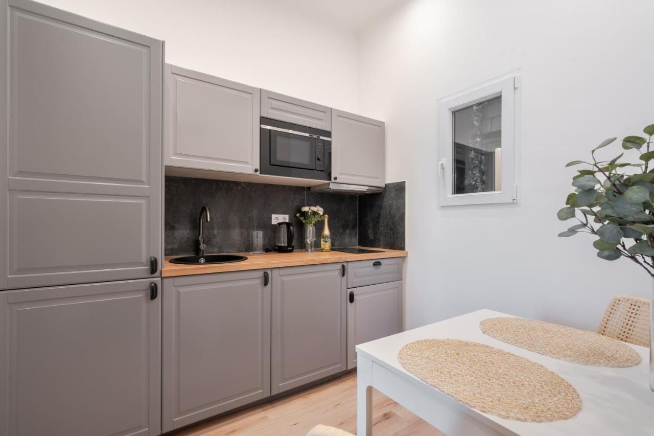 A62 - Akacfa Street Central Residence - Best Location By Bqa 부다페스트 외부 사진